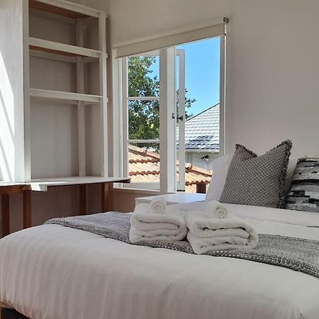 Bright And Modern Oasis In Kingsland Villa Auckland Eksteriør billede